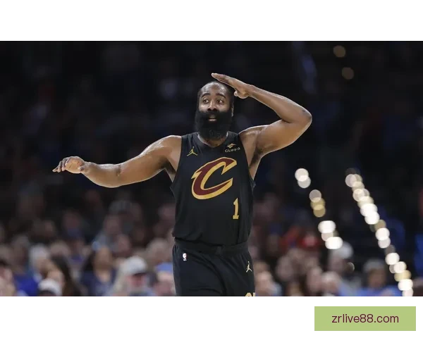 阿特金森强调多突内线减少依赖哈登带队压力